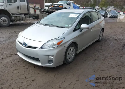 2011 Toyota Prius Three from USA, damaged, VIN JTDKN3DU4B0281571